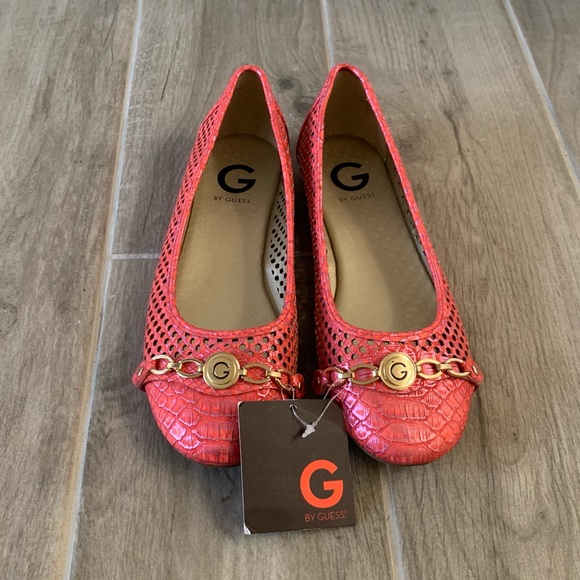 Guess Shoes - 🆕 Guess flats 🌸